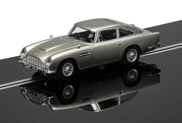 SCALEXTRIC Aston Martin DB 5 James Bond GoldFinger 50 years