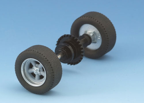 MRRC rear axle with Cheetah rims