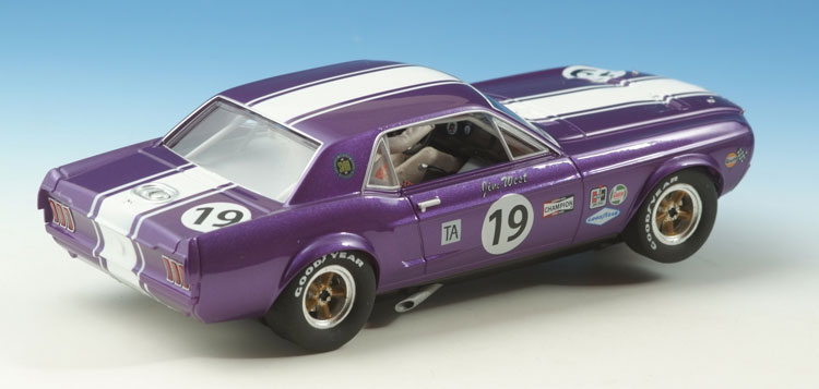 Pioneer Mustang Notchback blue # 19