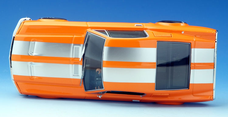Pioneer Mustang Fastback orange