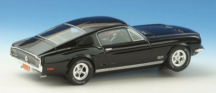 Pioneer Mustang Fastback black