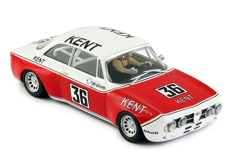 RevoSlot Alfa Romeo GTA  Kent # 36  rot