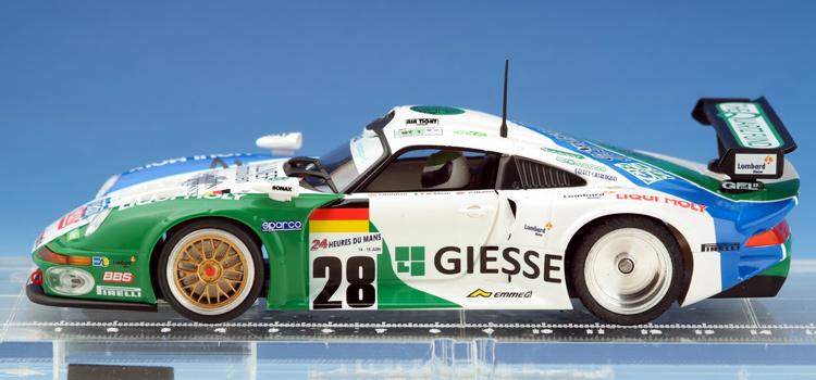 RevoSlot Viper / Supra  hintere Felgen + Moosgummi